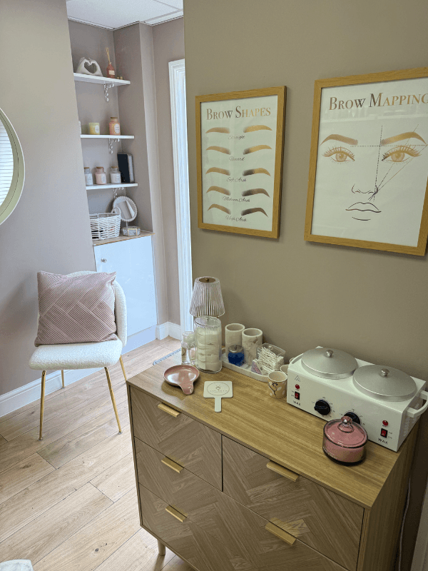 Lockets Beauty in Harlow