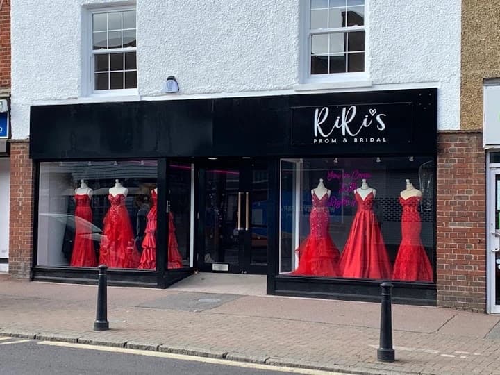 Ri Ri's Prom and Outlet in Billericay